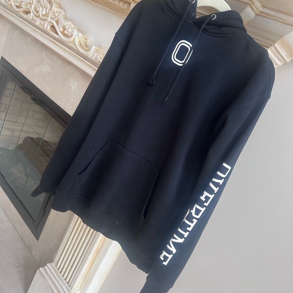 CLASSIC HOODIE - Picture 6 of 14